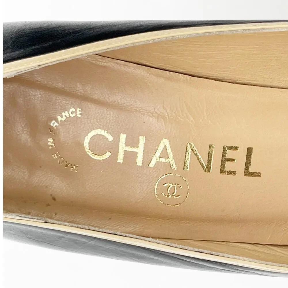 Chanel Vintage Black Leather Pumps Beige Crisscross Straps Micro CC Heels EU 40